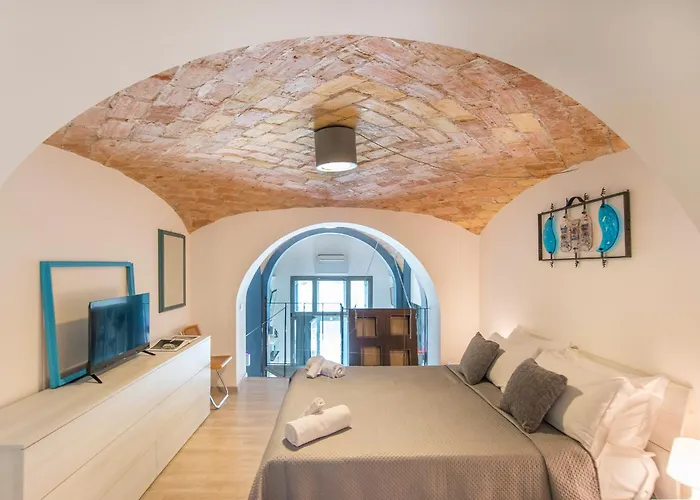 The Loft Gallery By Giulia